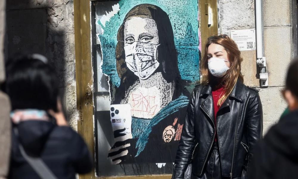 Τα 3 πιθανότερα σενάρια για το πώς μπορεί να εξελιχθεί η πανδημία
